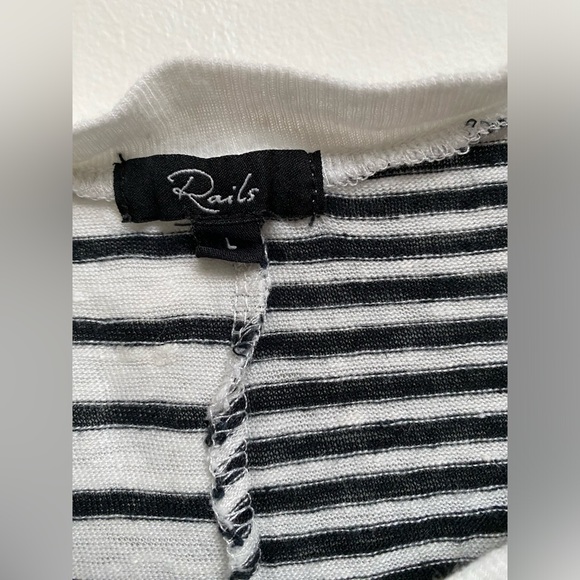 Rails Mixed Stripe Linen Tank - Size L - Picture 6 of 6